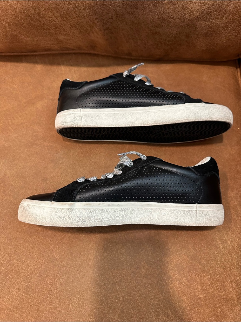 Vintage Havana Black and Silver Sneakers - Picture 7 of 8